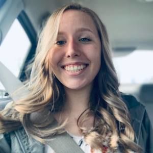 Meet your Posher, Brenna